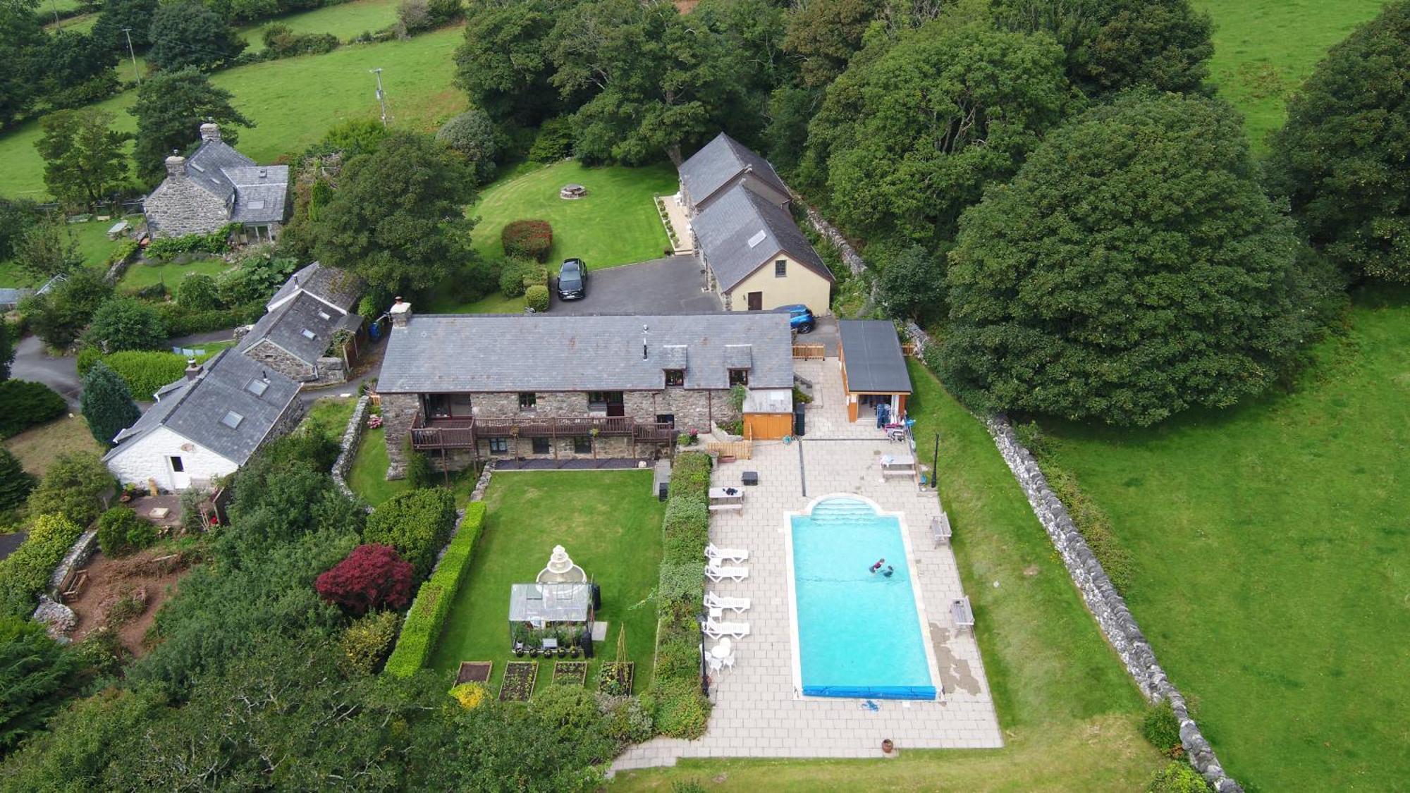 Dyffryn Ardudwy The Old Farmhouse B&B מראה חיצוני תמונה